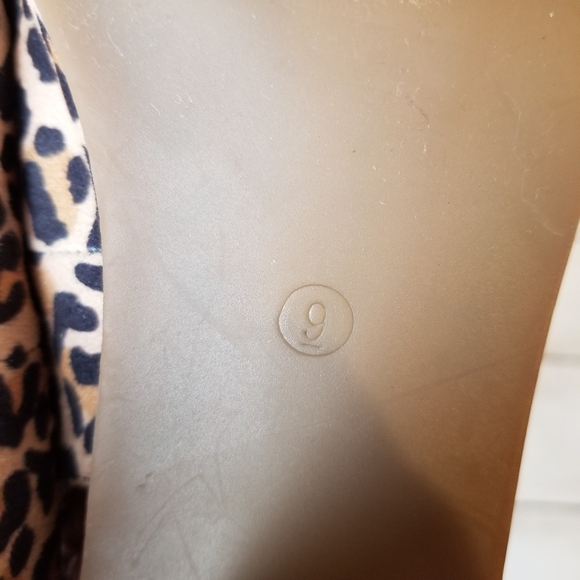 Cato C Comfort Leopard Print Open Toe Wrap Ankle Round Faux Wood Heel Sandal - Picture 11 of 13